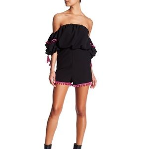 Tea n cup Rita Pompom NWT festive romper